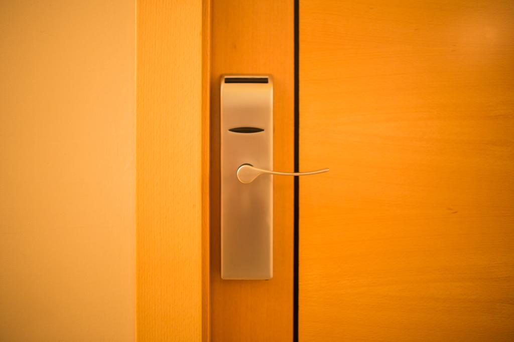 Hostal Albero By Eme Hoteles Sanlúcar la Mayor Екстериор снимка
